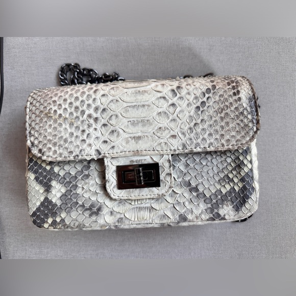 handbag in exotic Python leather, handmade in Italy - Picture 1 of 6